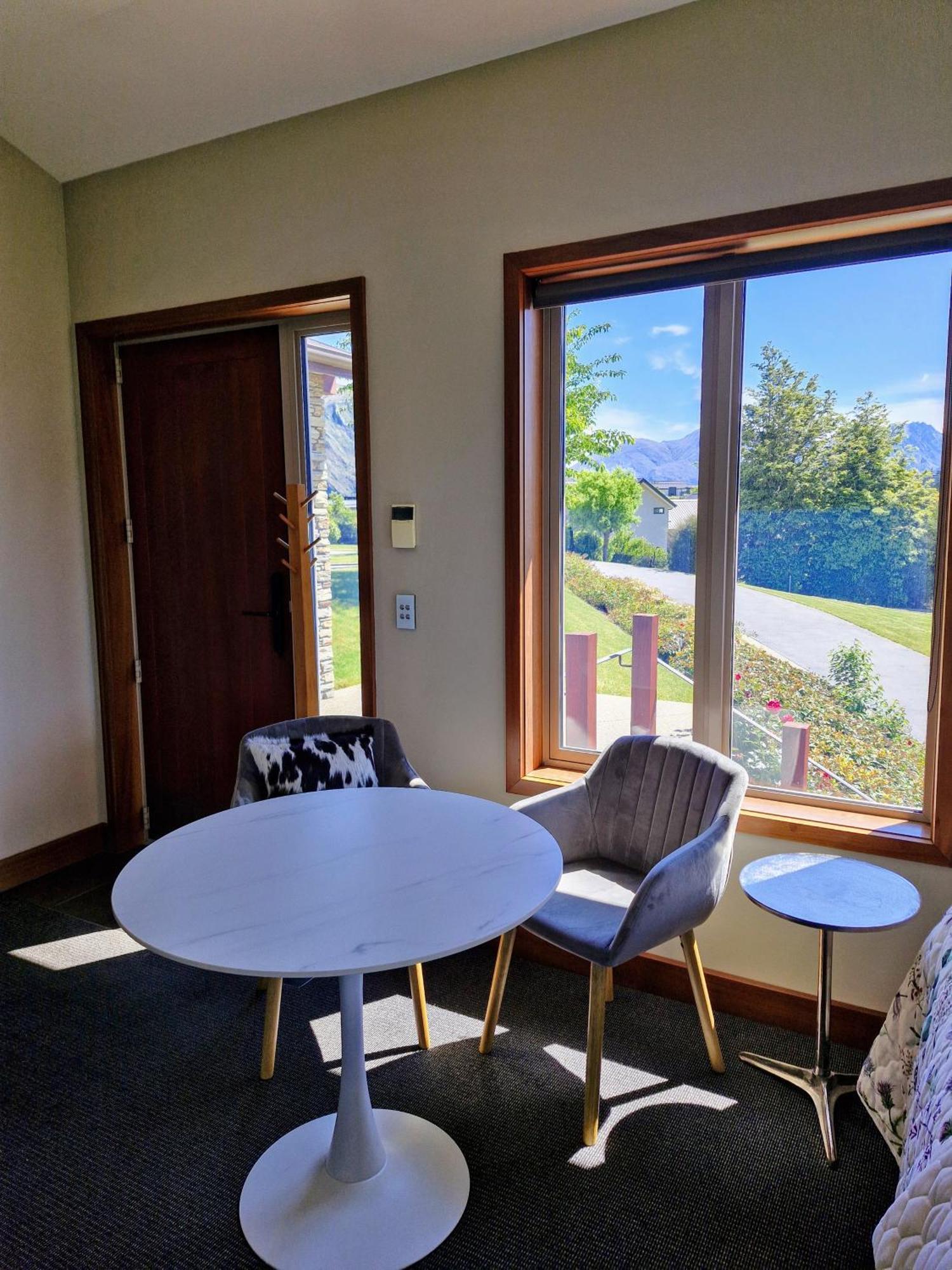 Studio Nestled In Ridgecrest ワナカ エクステリア 写真