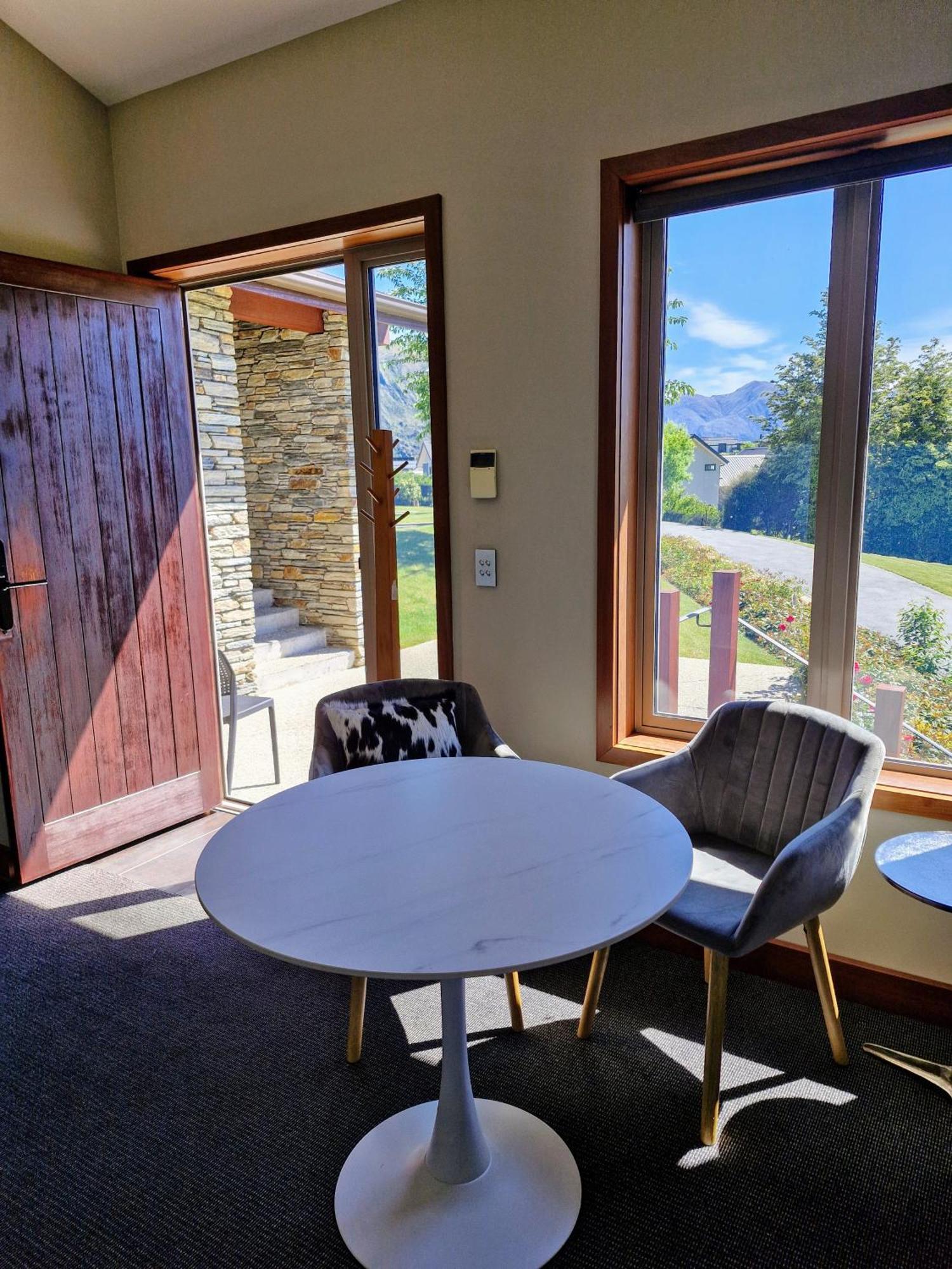 Studio Nestled In Ridgecrest ワナカ エクステリア 写真