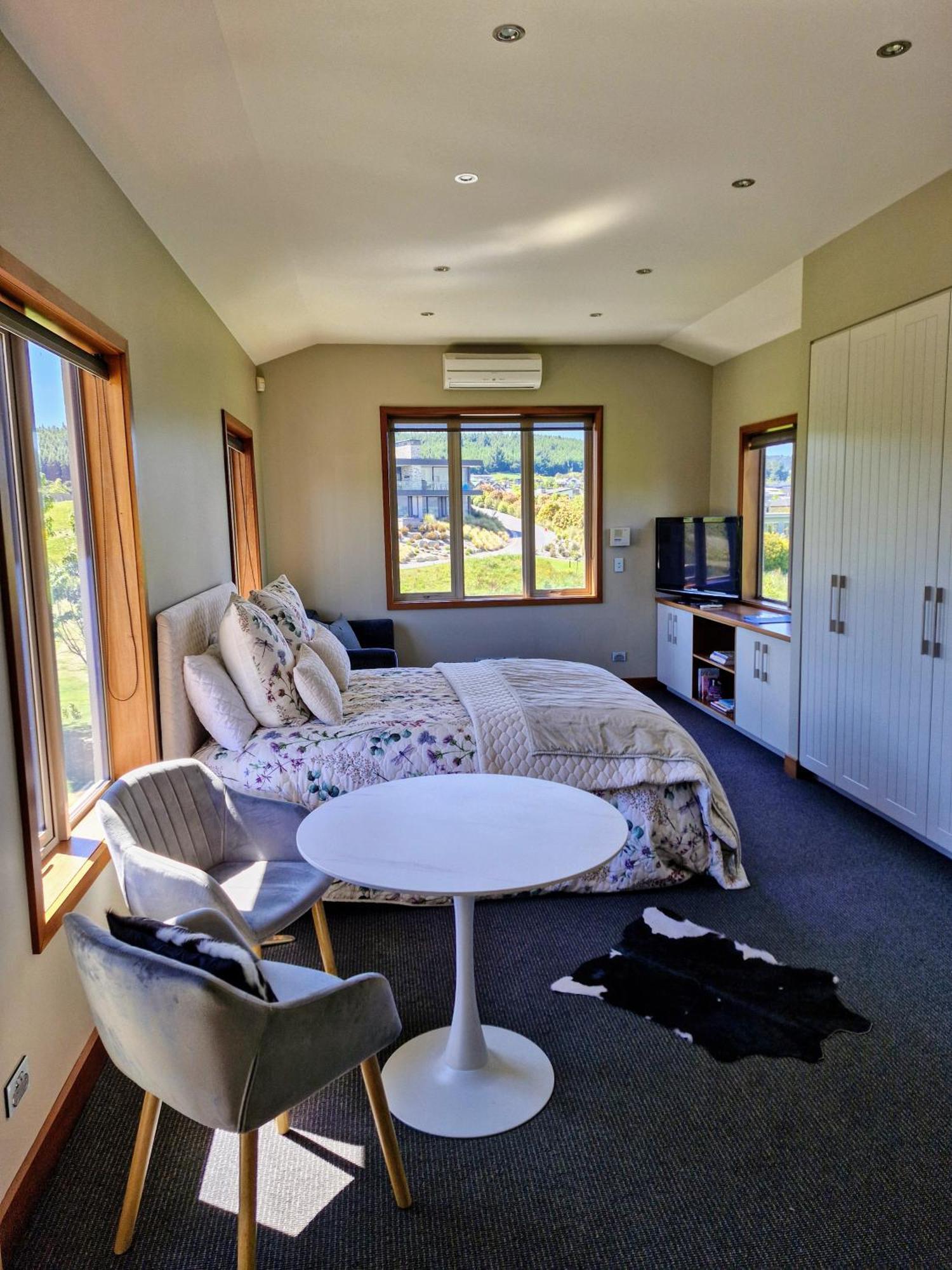 Studio Nestled In Ridgecrest ワナカ エクステリア 写真